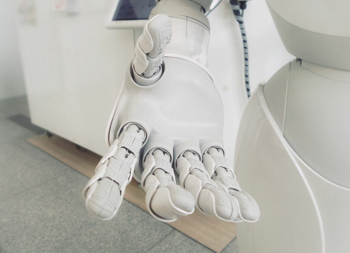 Automatizace 2.0: nahradí umělá inteligence manuální práci? A jaké výhody by to pro Vás obnášelo?